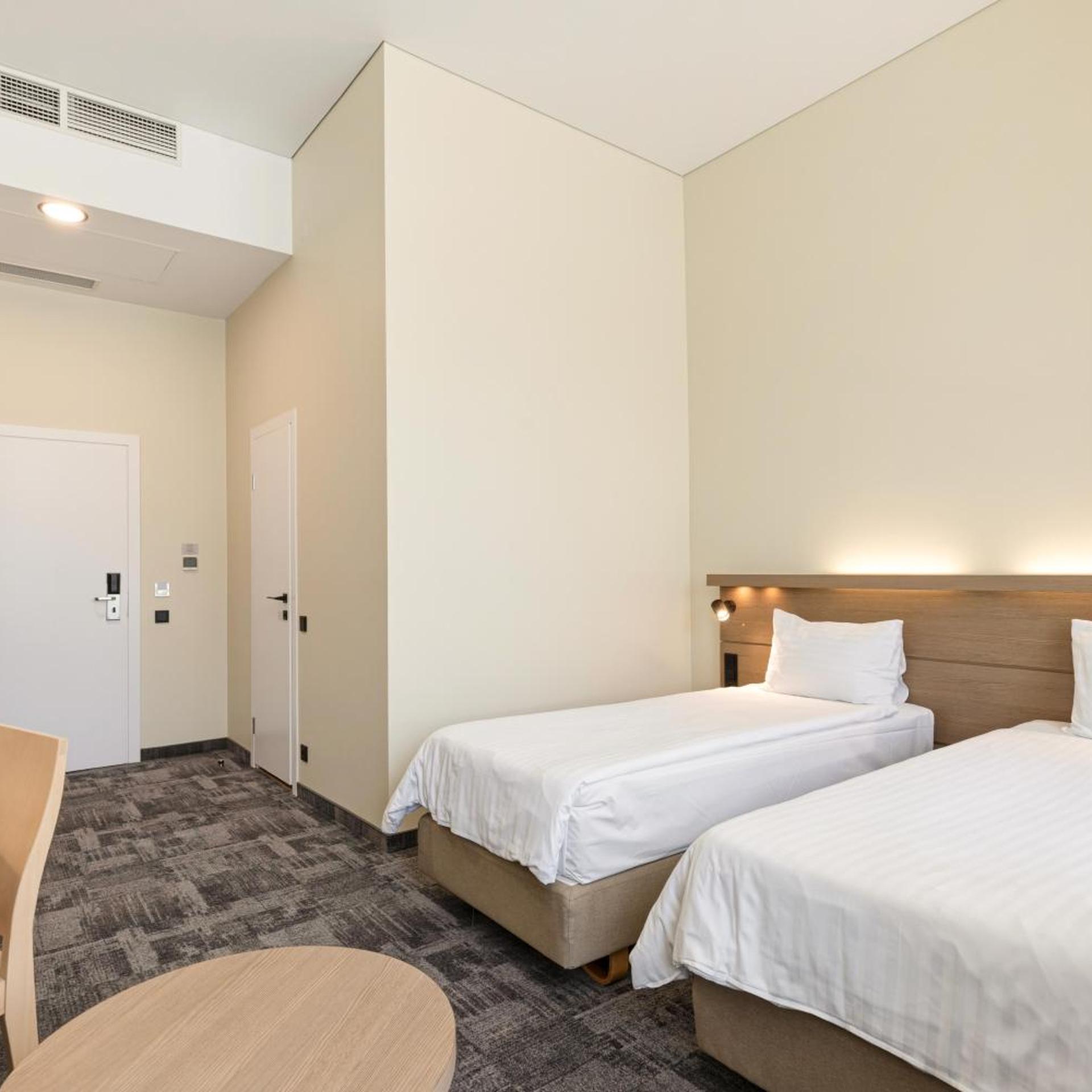 MODERN, SUPERIOR, DOUBLE OR TWIN BED