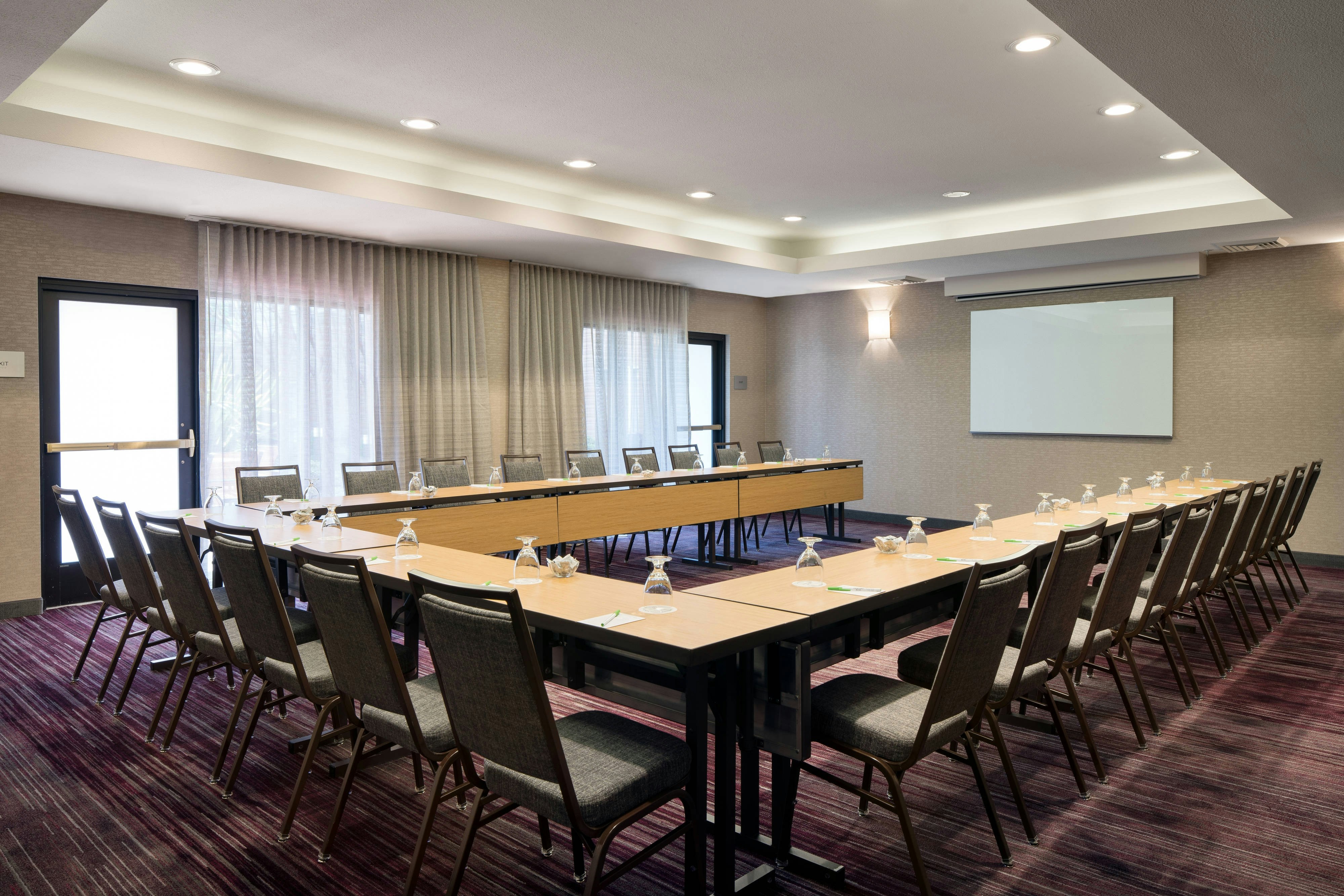 Courtyard By Marriott Milpitas Silicon Valley 12/14