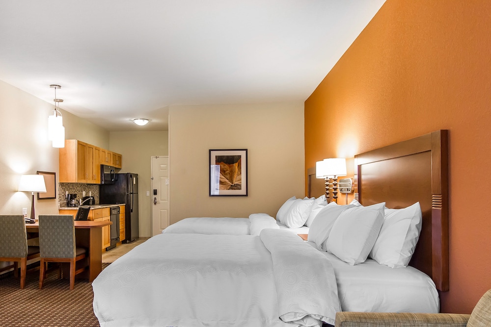 Mainstay Suites Tioga 11/47