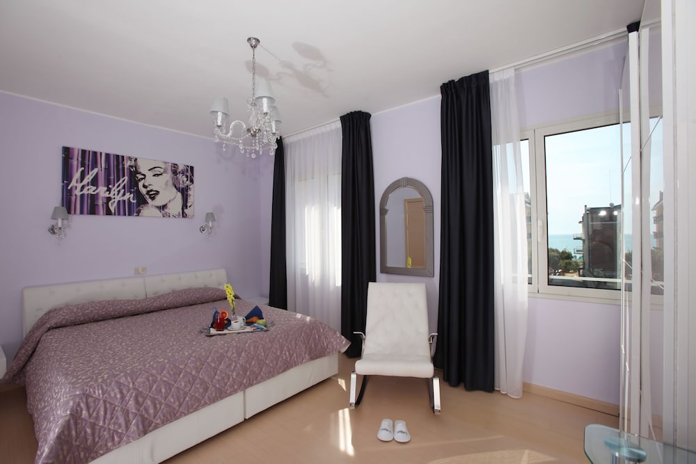 Hotel Blumarin 8/39