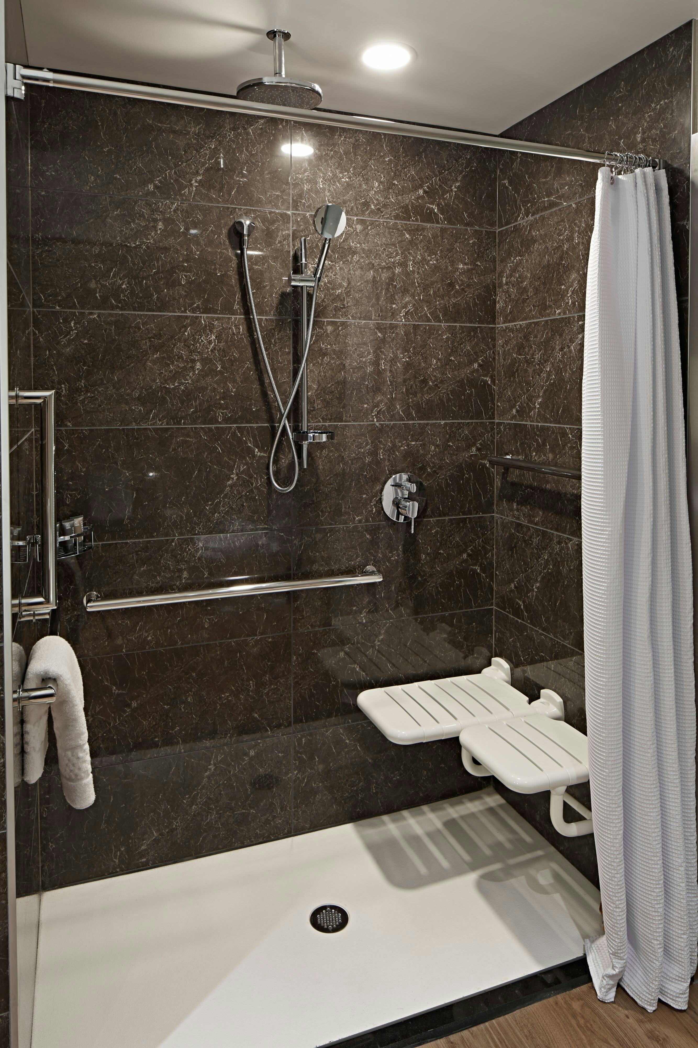 Ac Hotel By Marriott Minneapolis Downtown 41/44