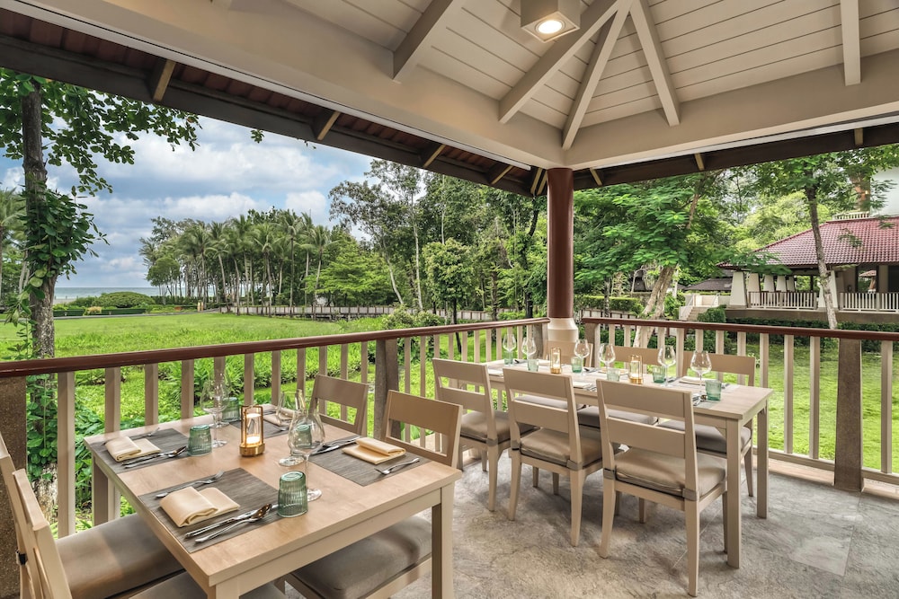 Dusit Thani Krabi Beach Resort 54/74