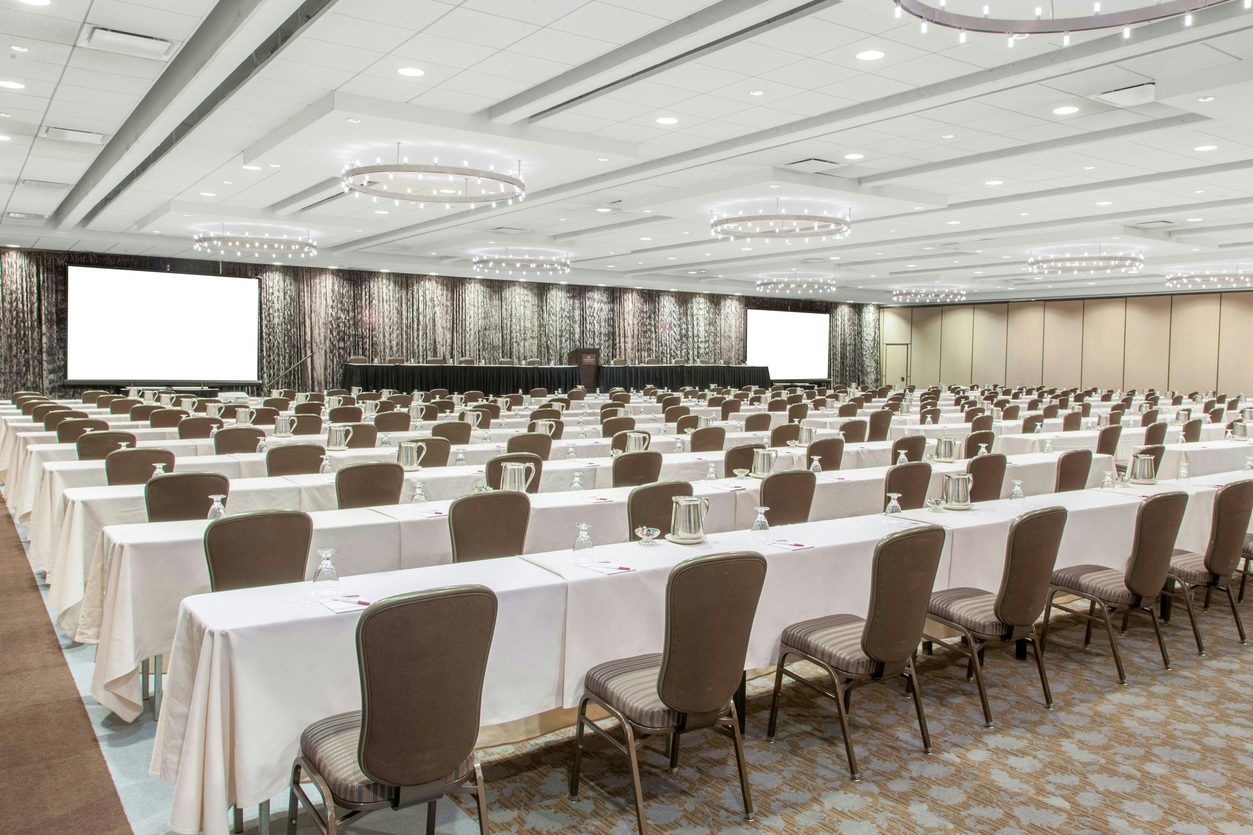 Crowne Plaza Chicago O'Hare Hotel & Conference Center 31/47
