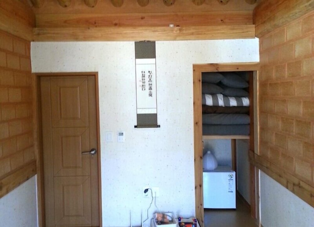 Happy Village Syeobul Guesthouse 27/34