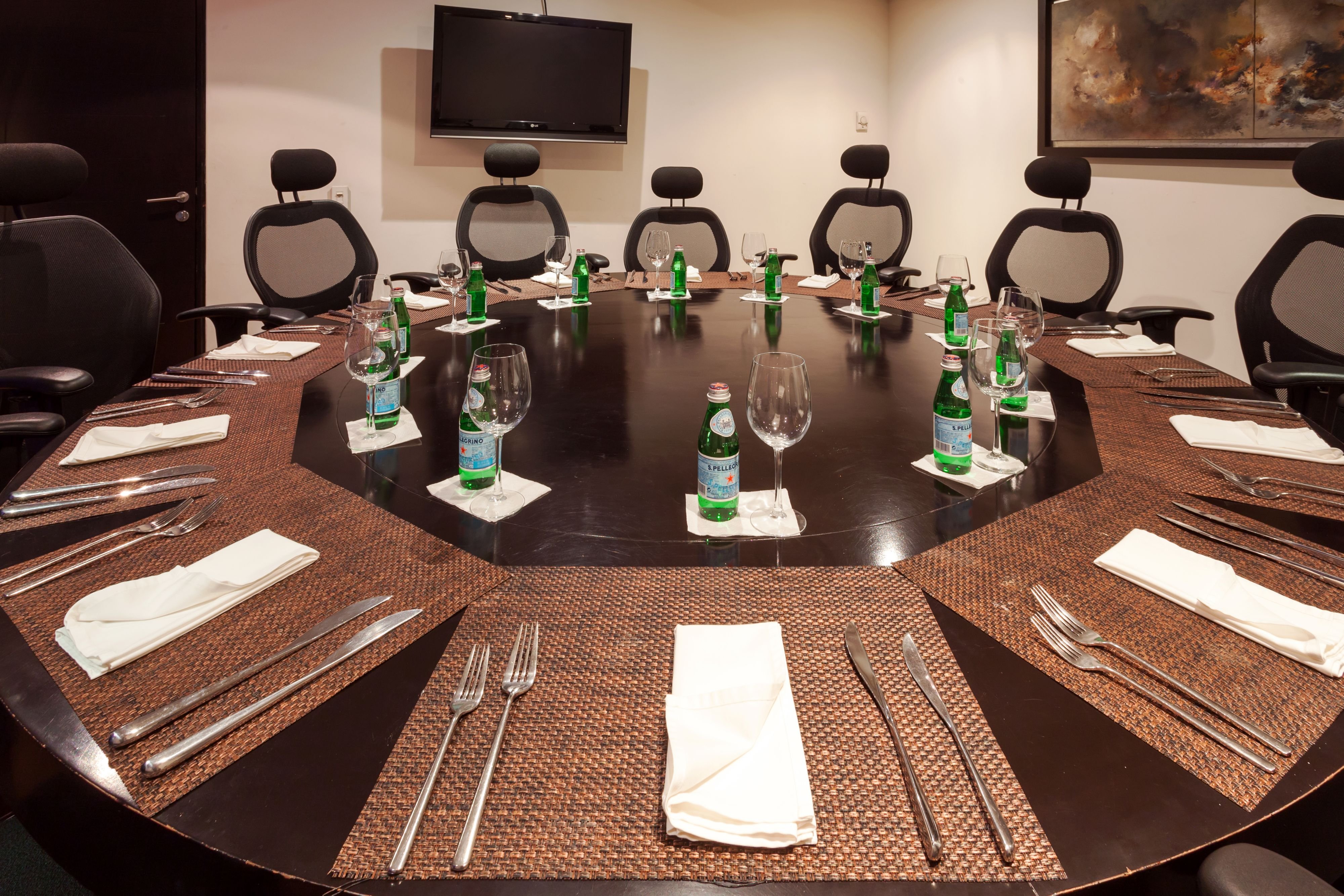 Crowne Plaza Toluca-Lancaster 65/78