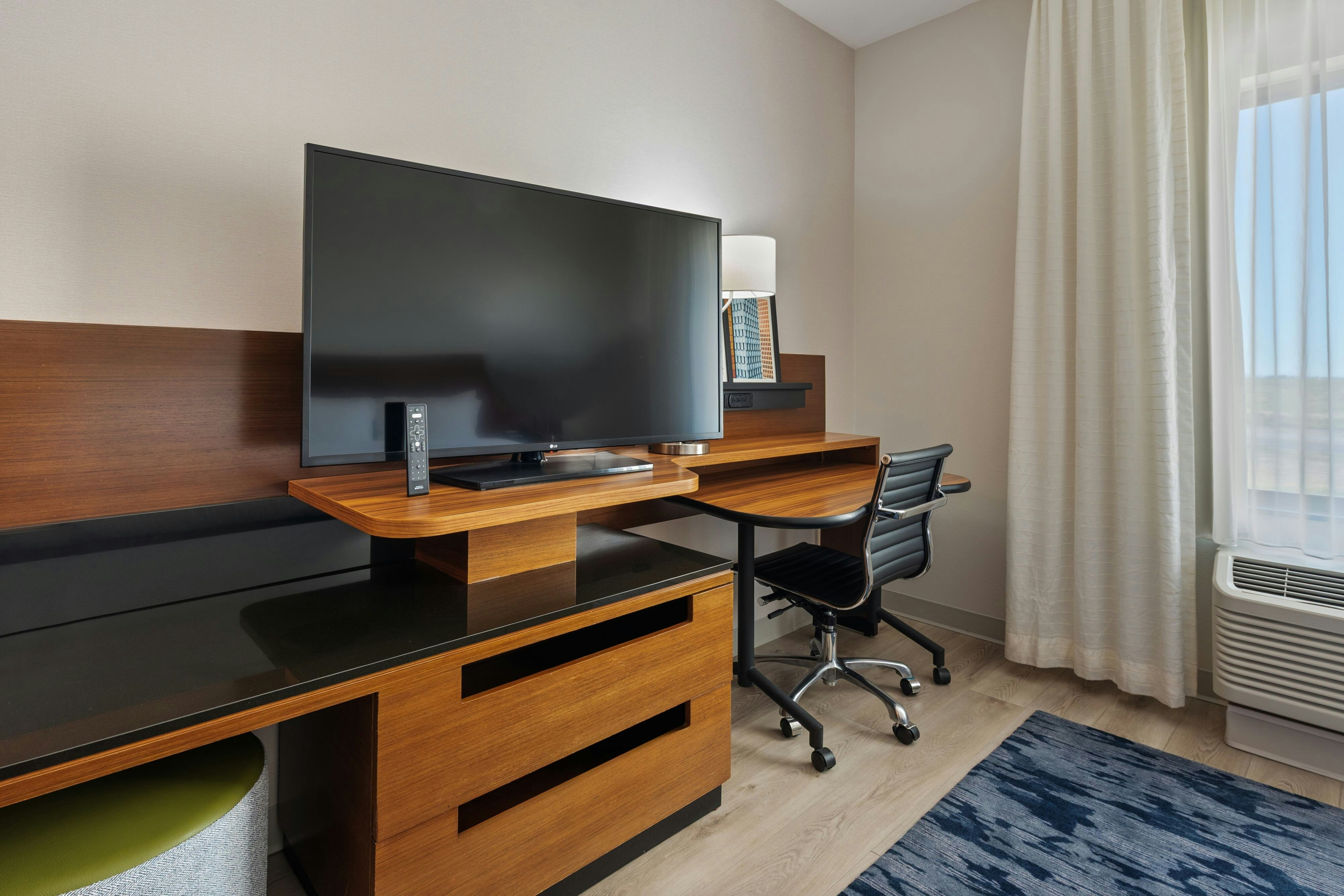 Fairfield Inn Suites Alamosa 24/33
