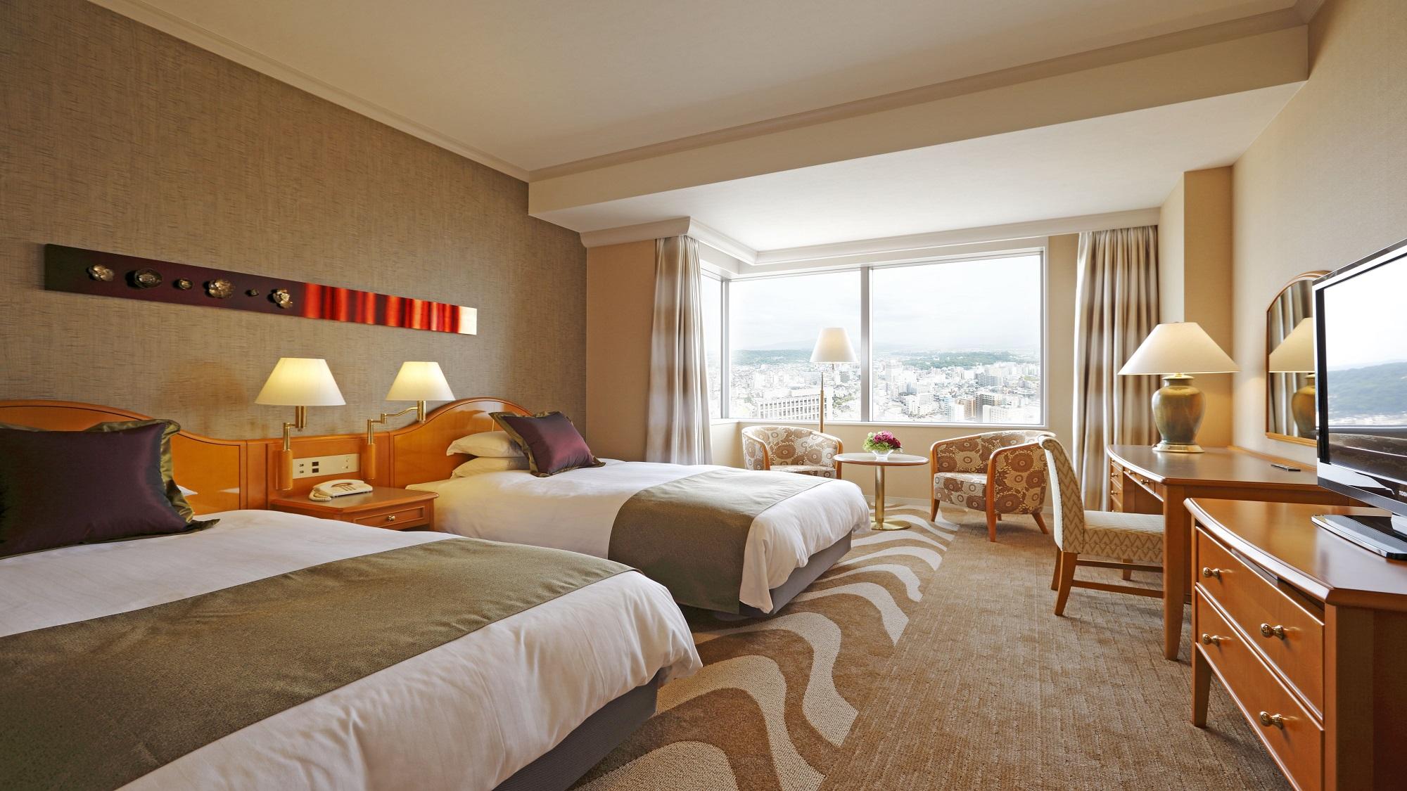 Comfort, Twin Beds, Night View