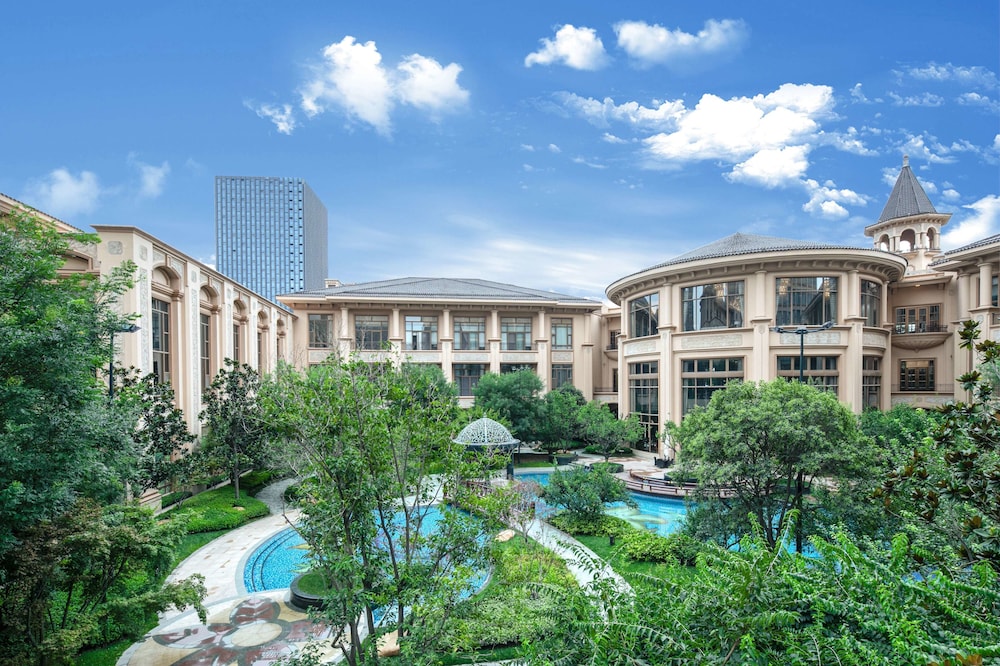 Chateau Star River Shaanxi 58/61