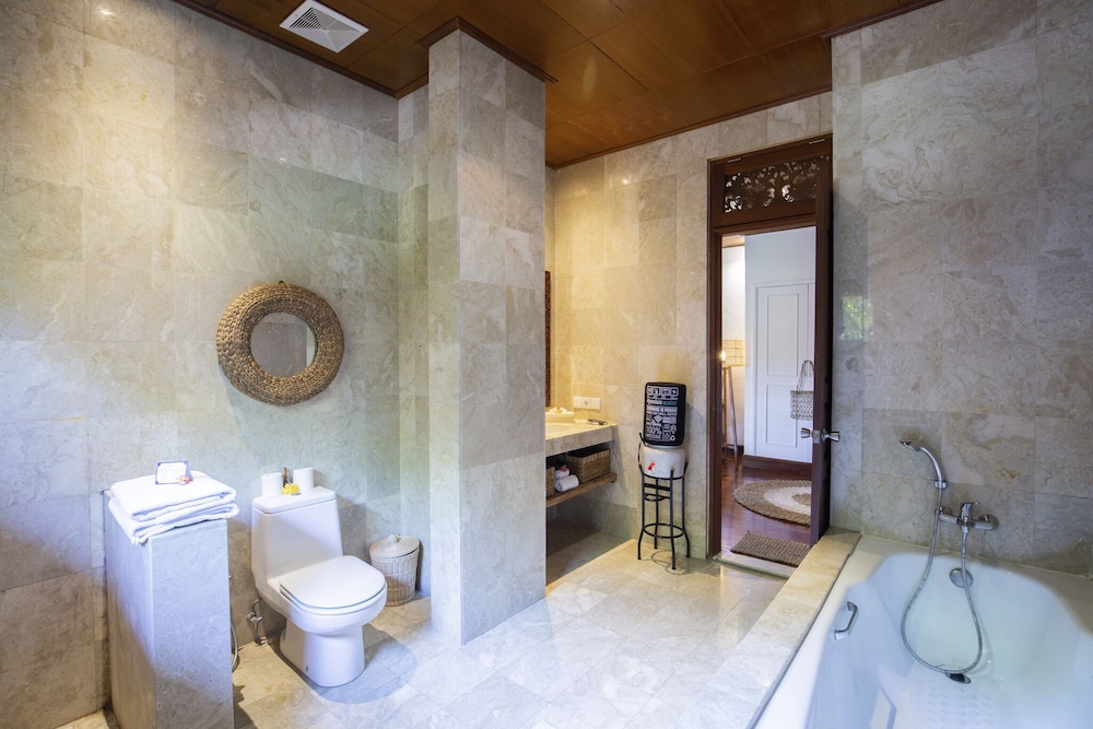 Vision Villa Resort 50/50