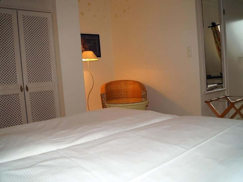 ENTREE HOTEL GROSS BORSTEL 19/50