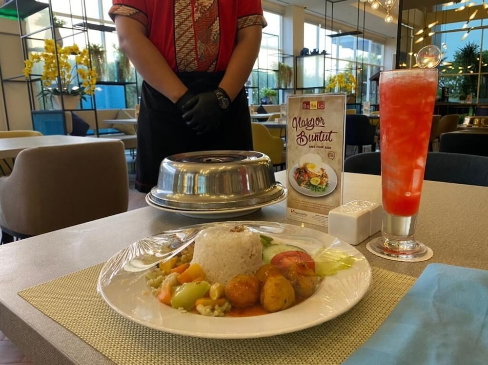 Swiss-Belinn Airport Surabaya 43/55