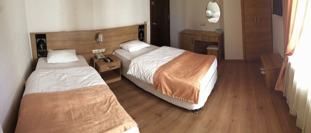 Samos Hotel 6/33