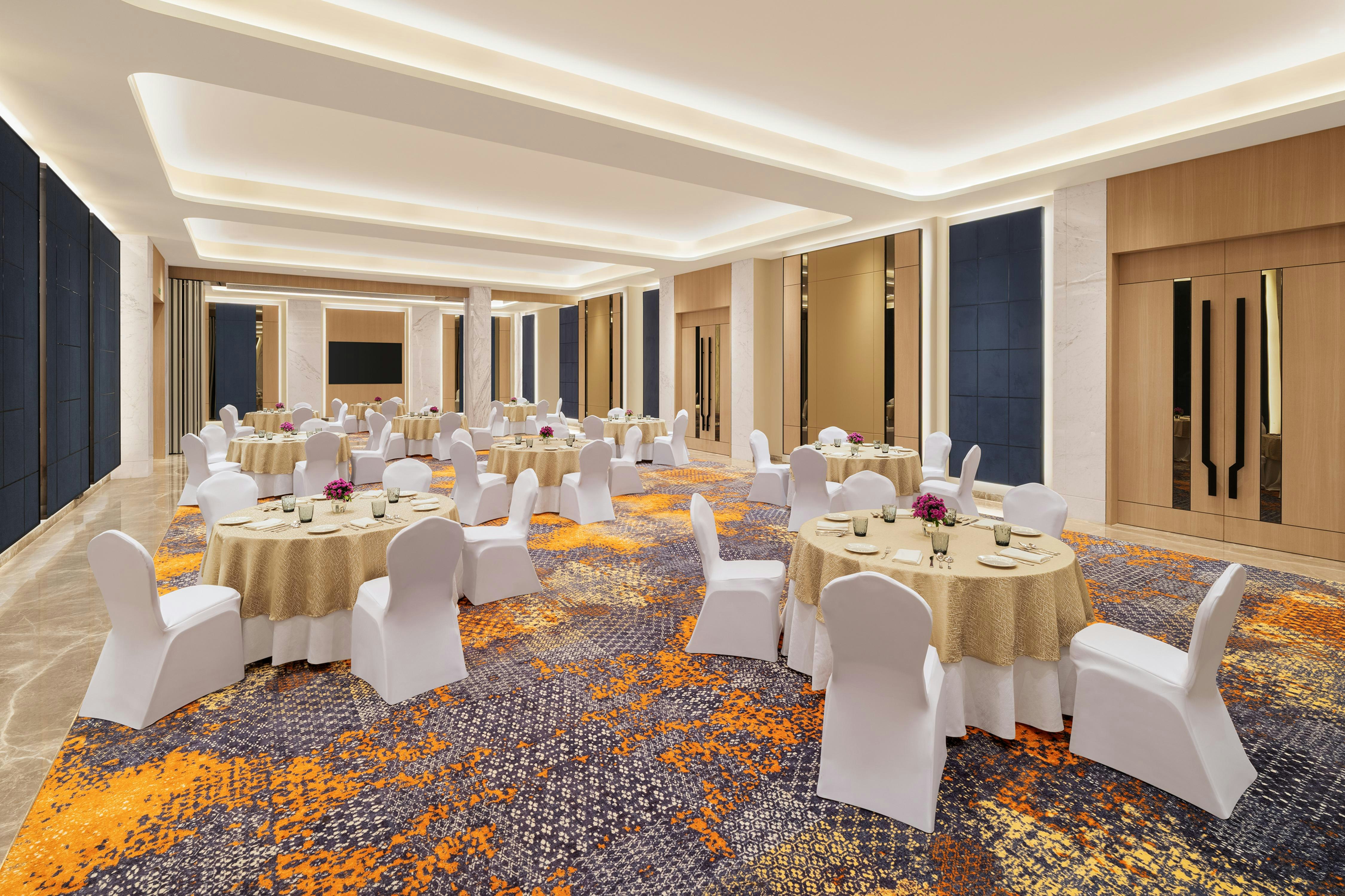 Hilton Garden Inn Surat City Centre 26/28