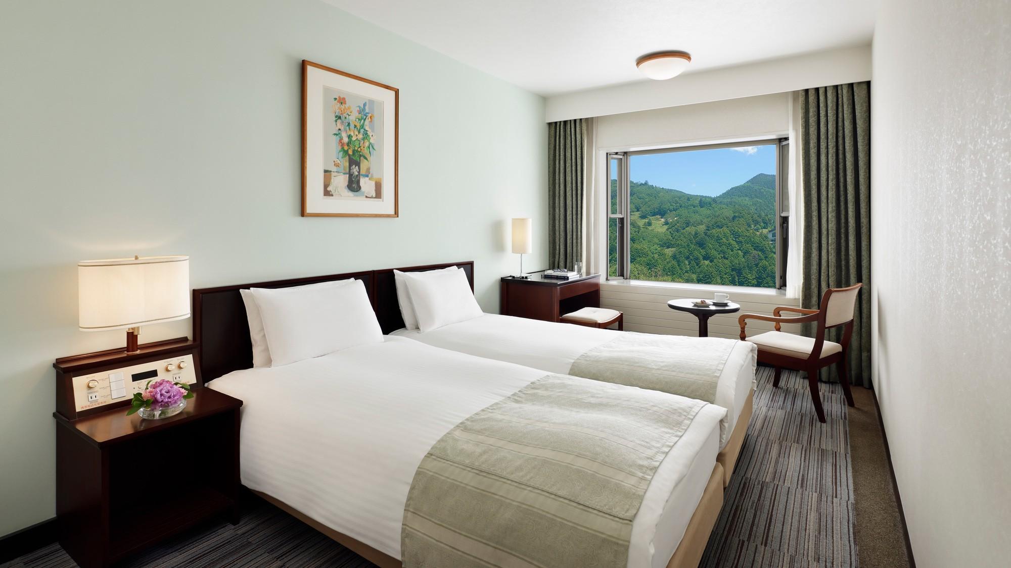 Standard, Twin Beds, South Building