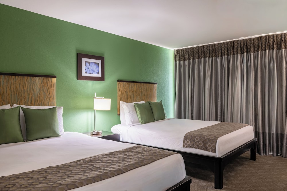 Skyline Island Colony Hotel 16/49
