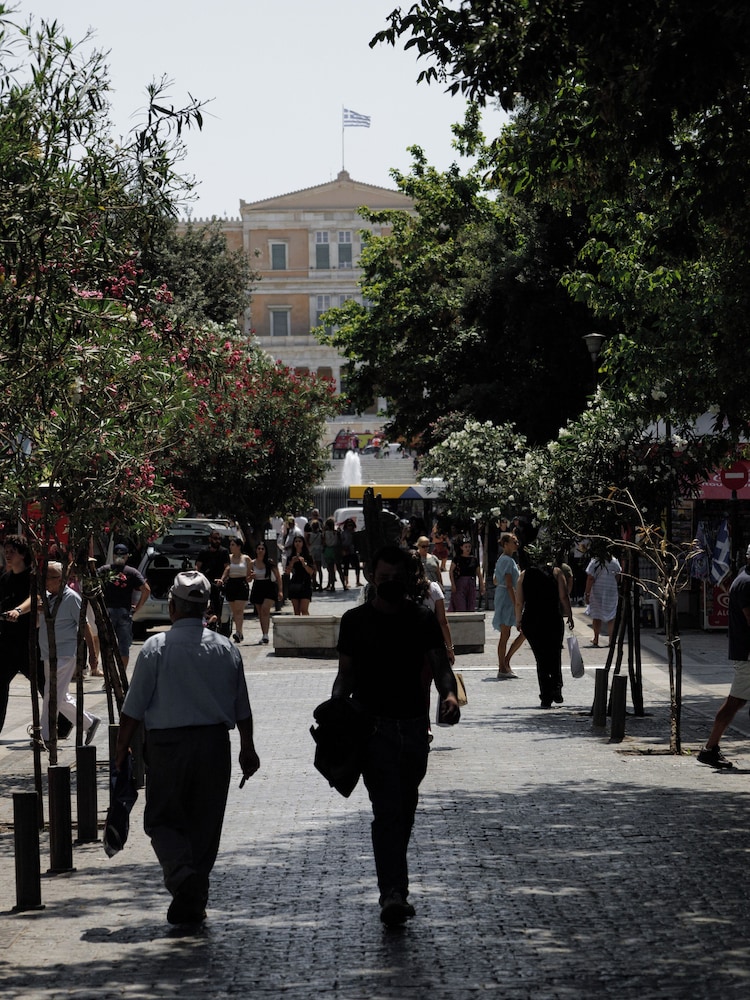 NUR Aparthotel Athens 23/35