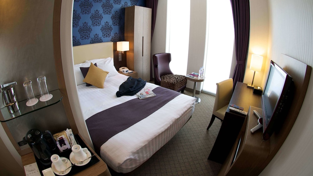 MERCURE YOKOSUKA 19/70