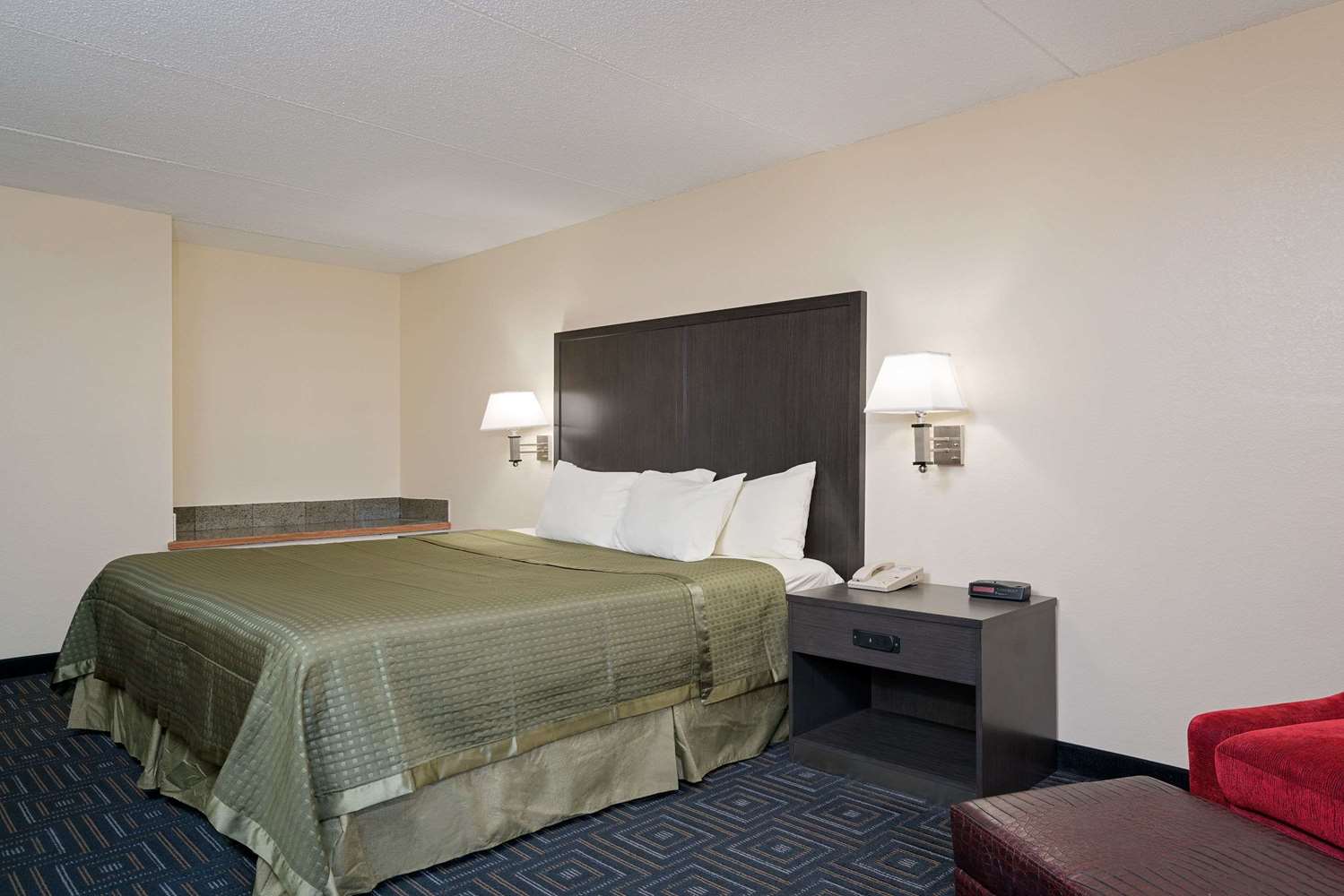 Twin Cities Inn, Mounds View 15/30