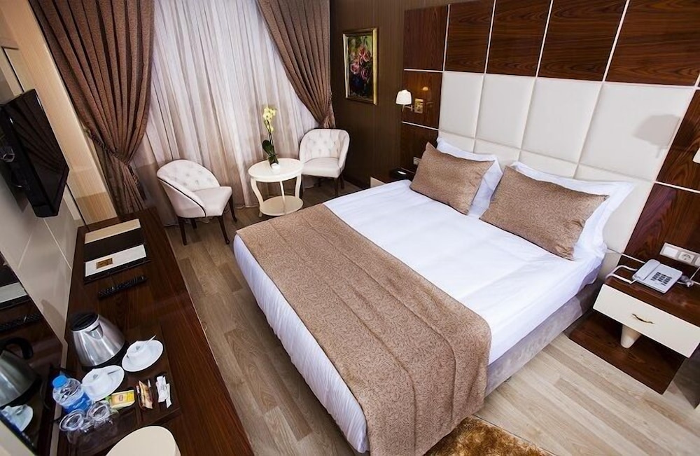 Cukurova Erten Hotel 6/20