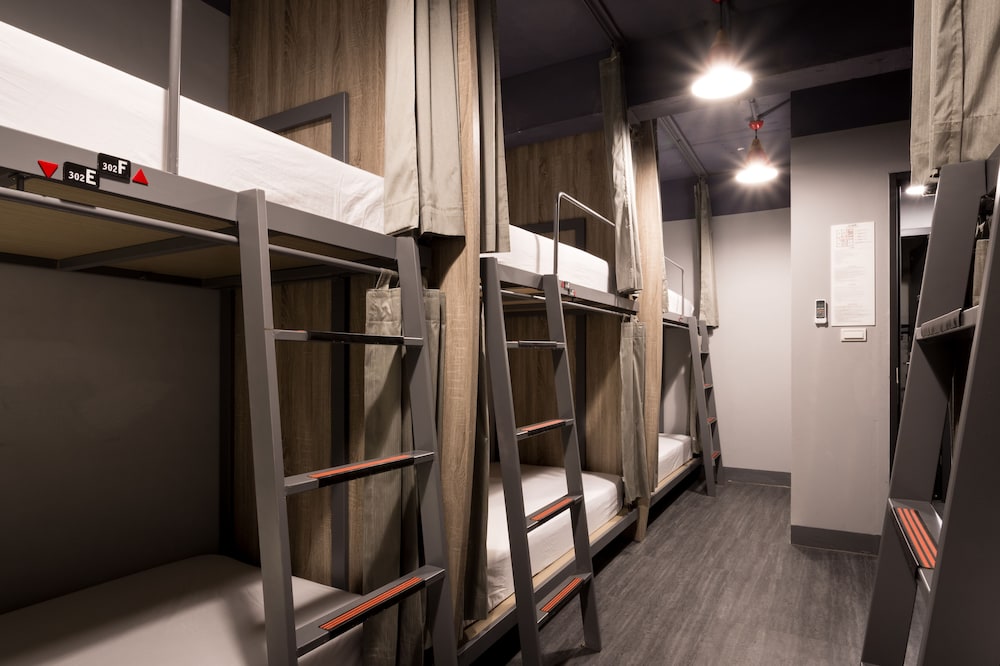 Taipei Travelers International Hostel 17/34
