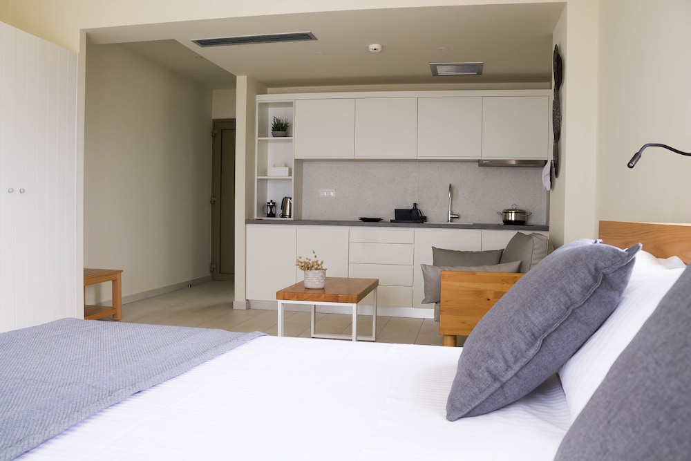 Kyma Suites 18/42