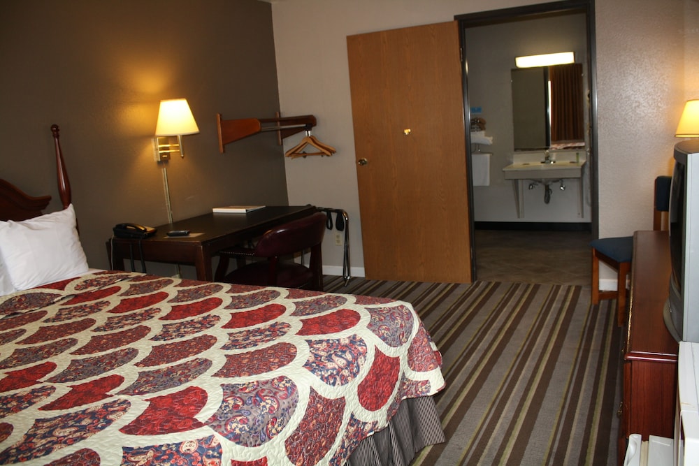 American Elite Inn 9/66