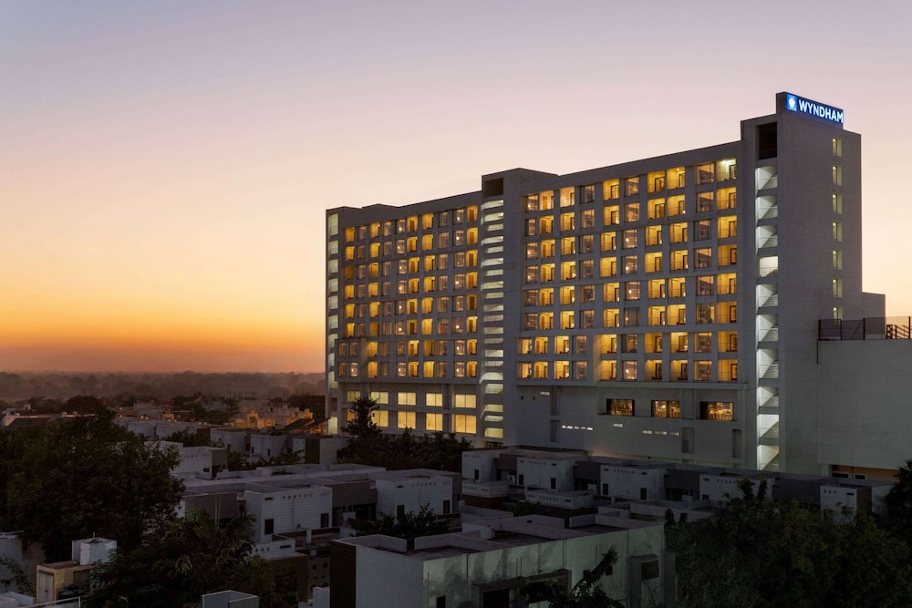 Wyndham Ahmedabad 1/50