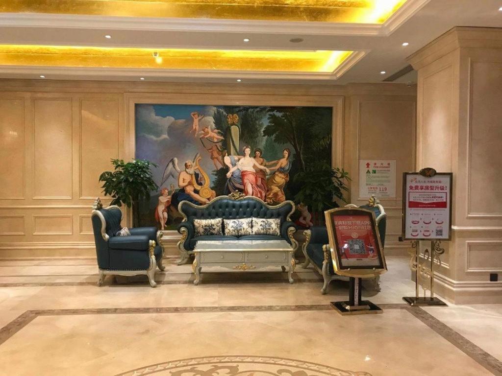Vienna Hotel (Chengdu University of Petroleum Subway Station) 46/61