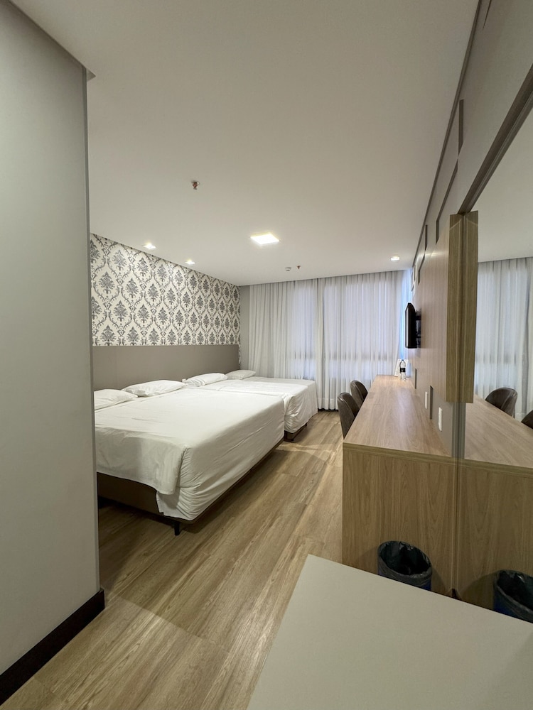 Hotel das Americas 13/48