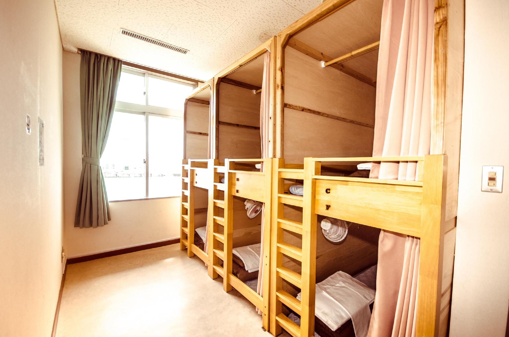 Female Dorm, Female Only, 6 Beds