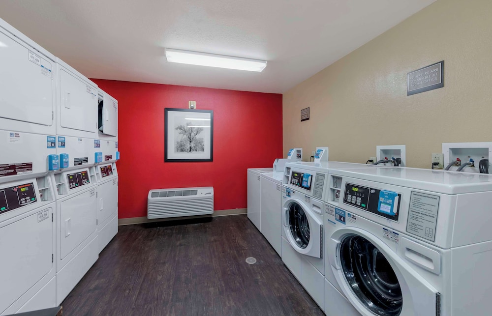 Extended Stay America Suites Orange County Katella Ave 9/51