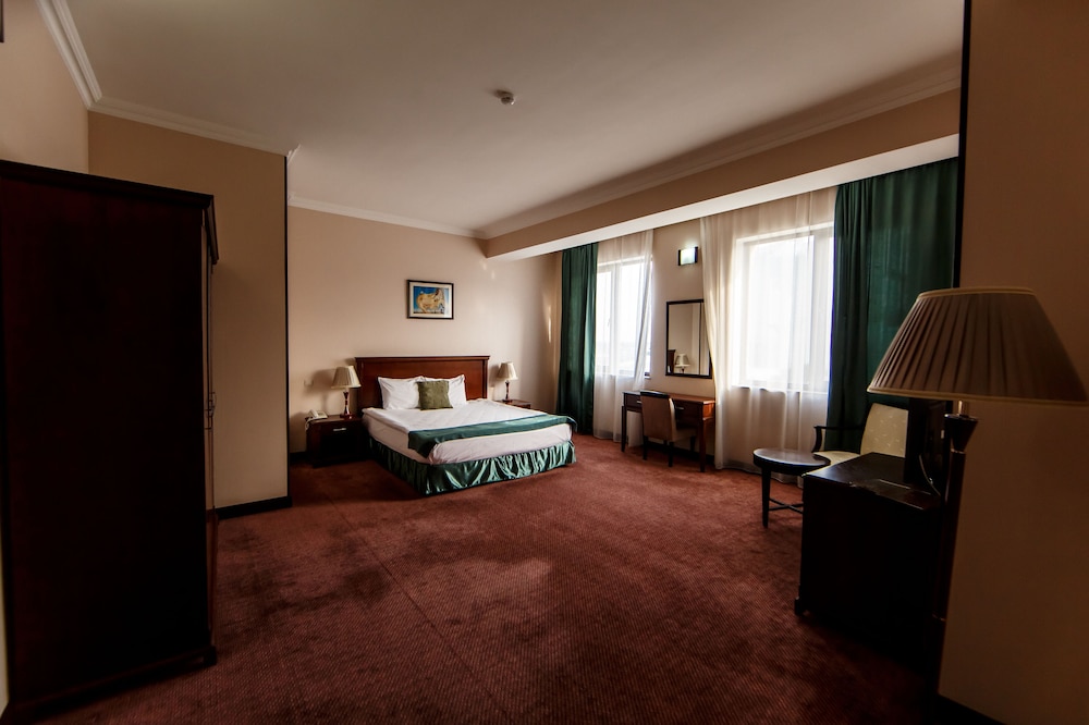 The Crown Hotel 21/50