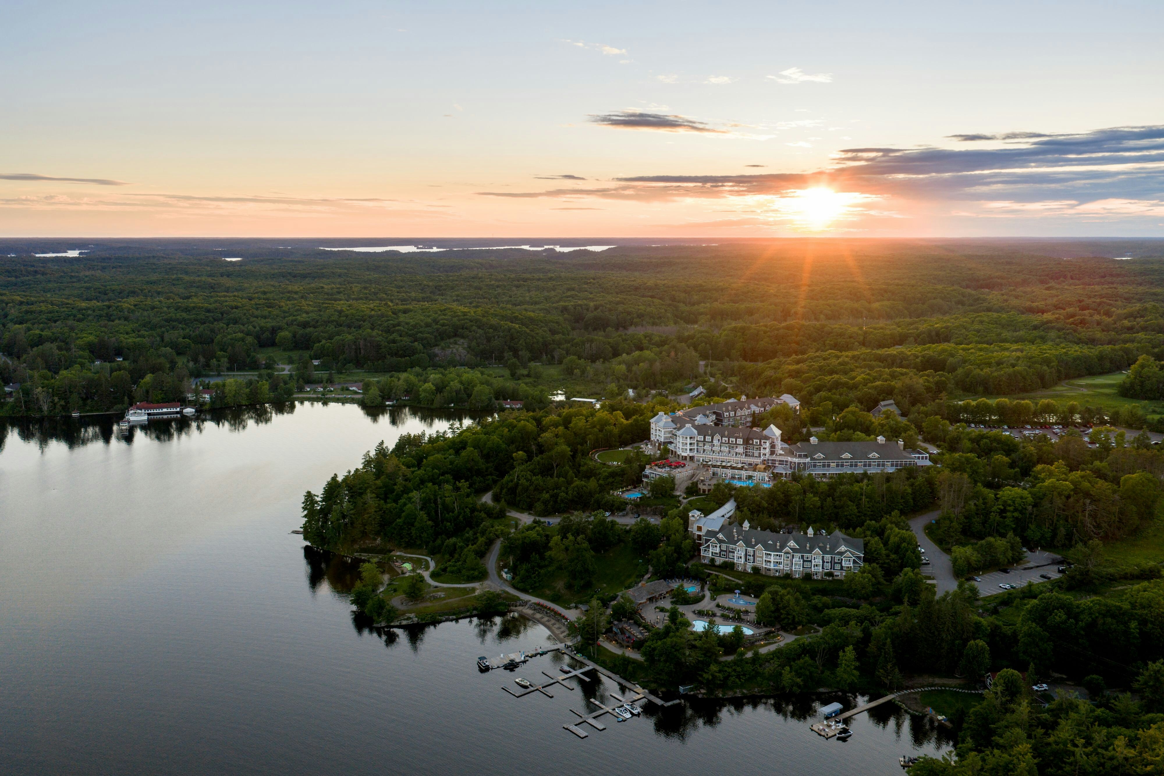 Jw Marriott the Rosseau Muskoka Resort Spa 70/77