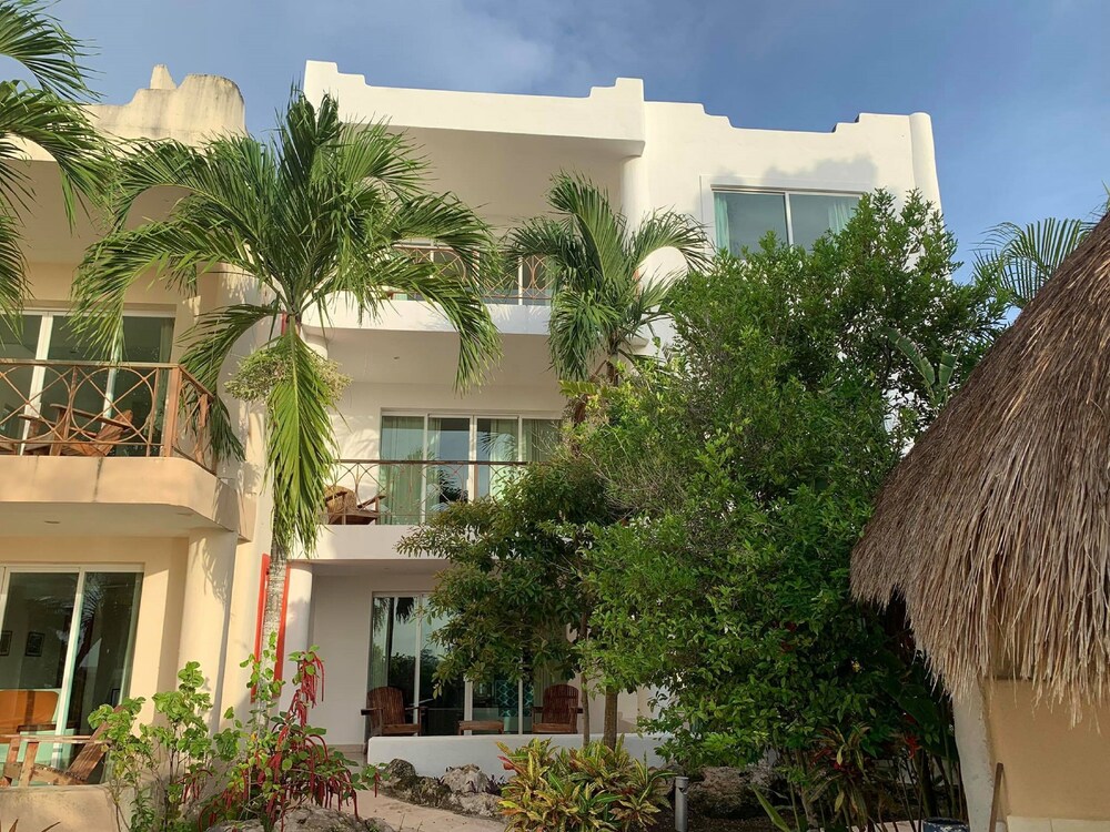 VILLAS BAKALAR 12/69