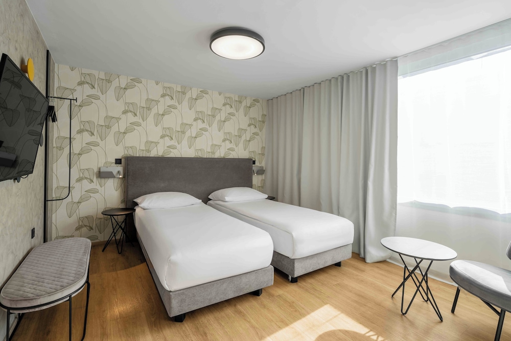STANDARD, DOUBLE BED