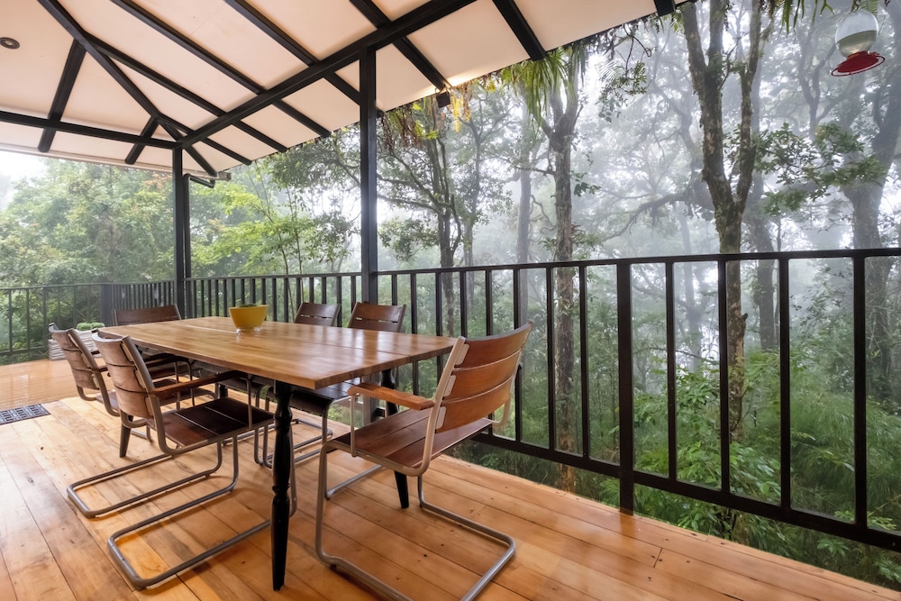 Dantica Cloud Forest Lodge 39/50