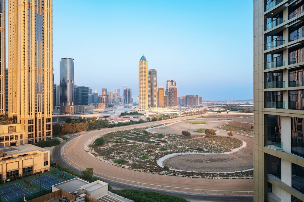 DAMAC Maison Aykon City Dubai 40/45