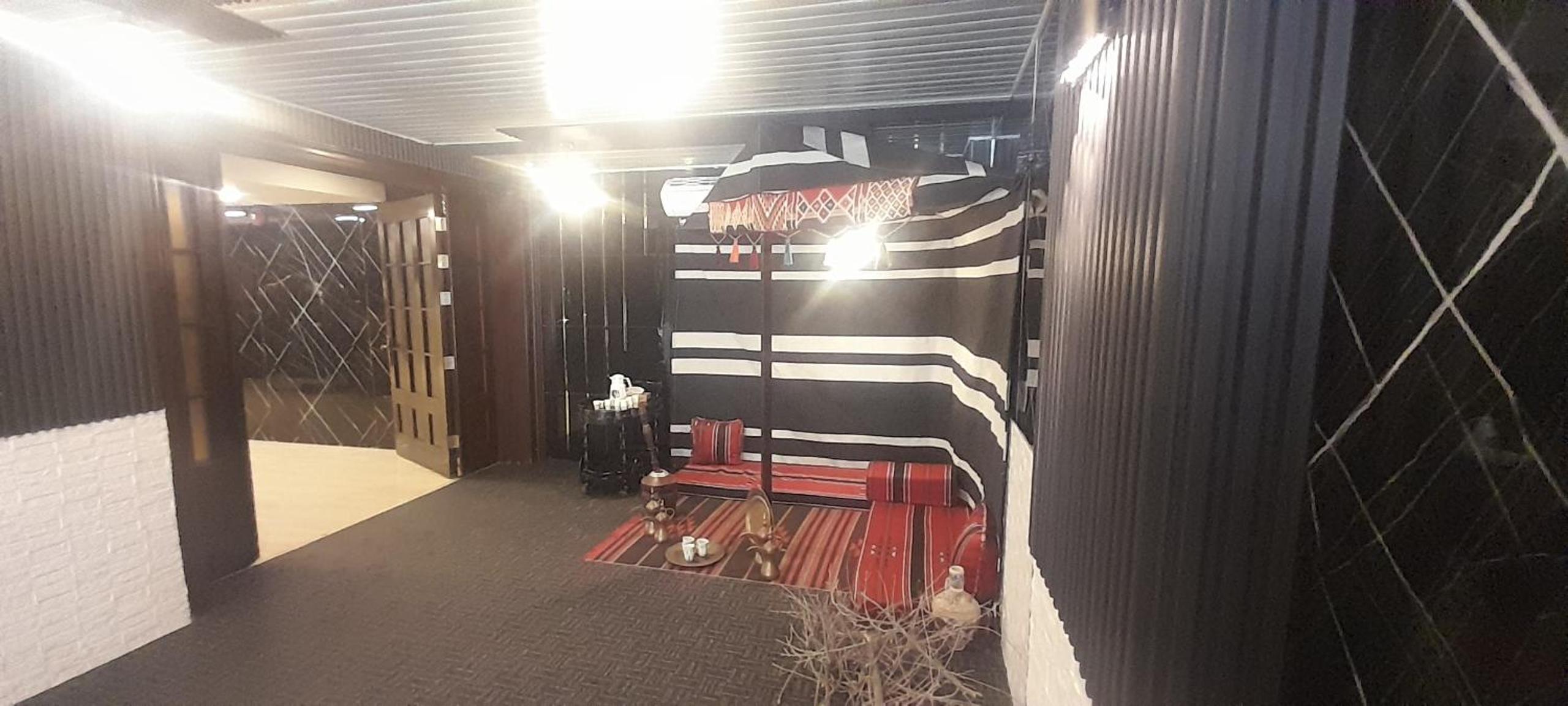 Balcony Hotel and Suites 25/49
