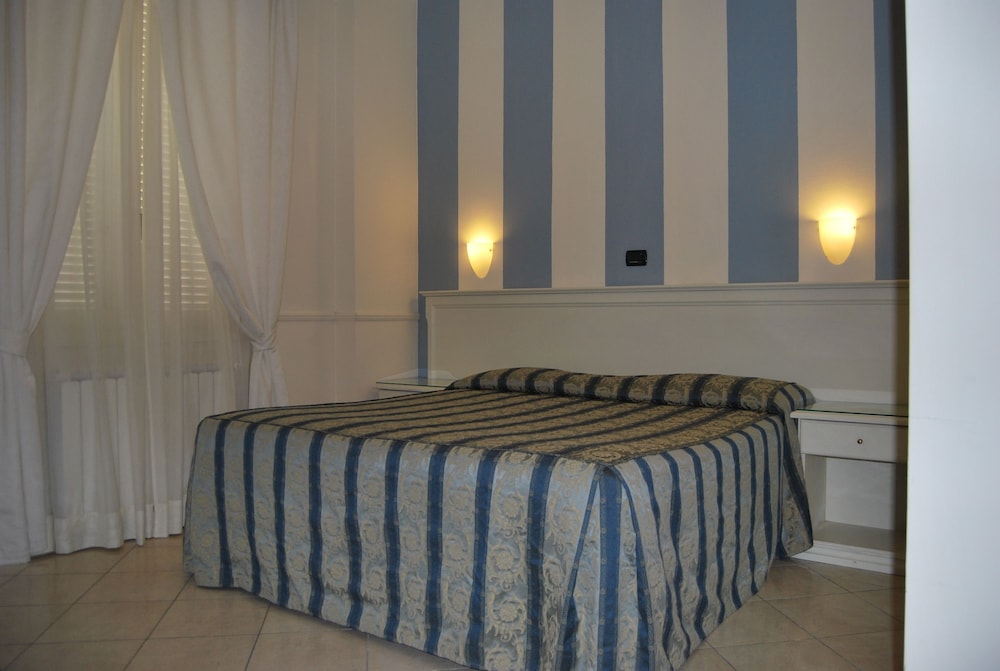 Coluccini Hotel 15/33
