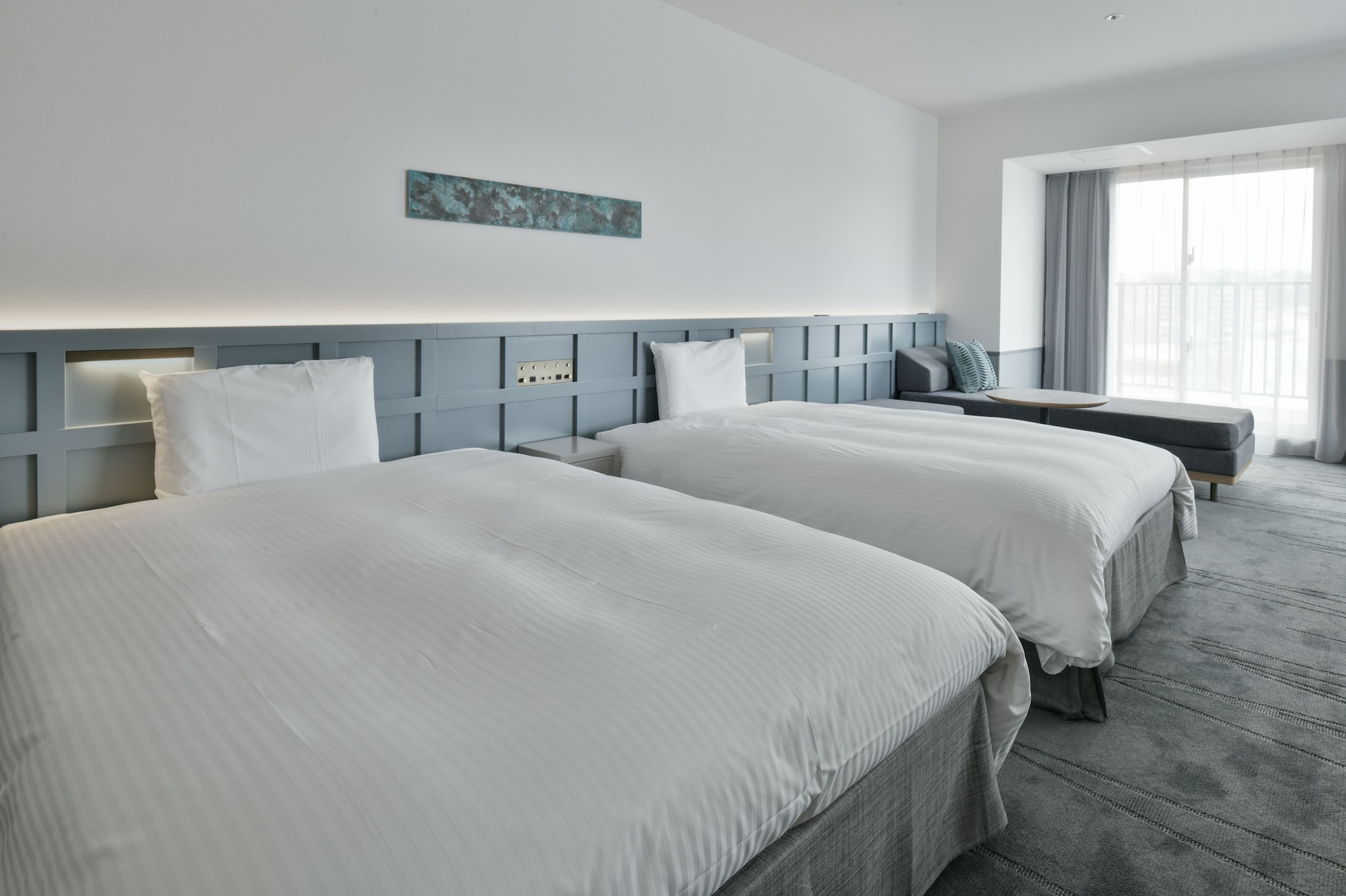 Premier, 1 Single and 2 Double Beds, 3 Beds, Corner