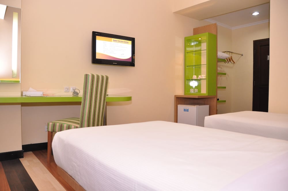 Pandanaran Hotel Semarang 18/60