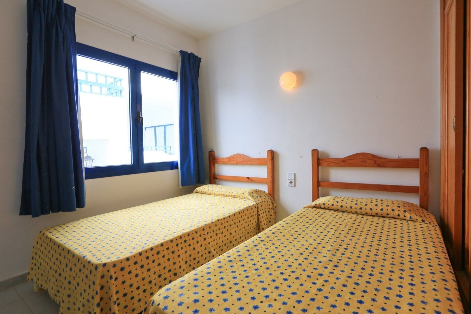 Apartment 1 Bedroom Sea View A1