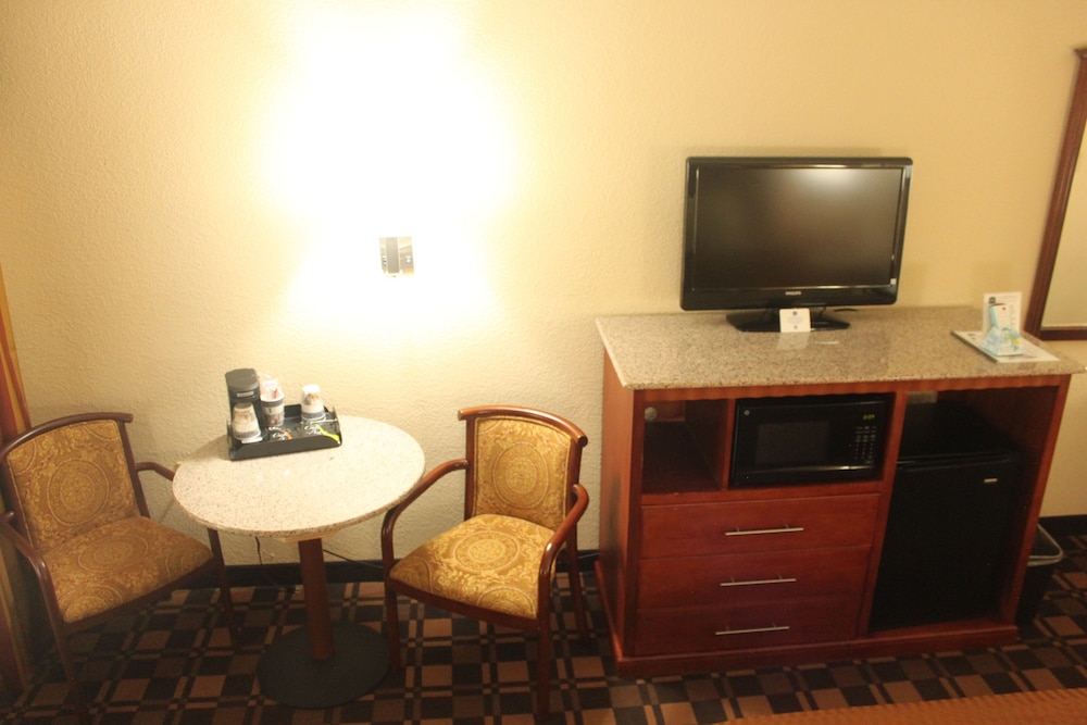 Best Western White Mountain Inn 25/30