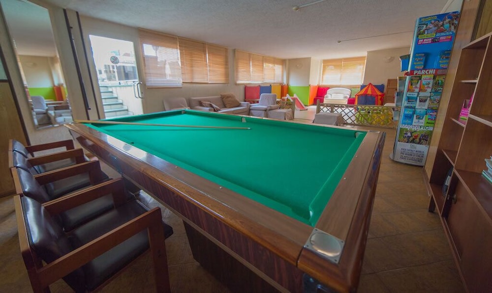 Mediterraneo Hotel and Suites 34/50