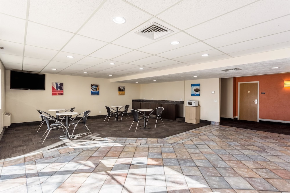 Motel6 Great Falls, MT 40/55