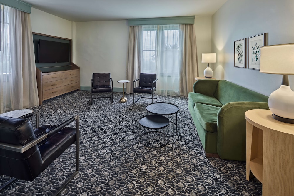 The Partridge Inn Augusta Curio Collection by Hilton 28/76