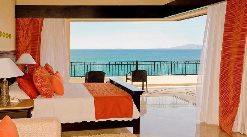 1 Bedroom, Suite, Ocean Front