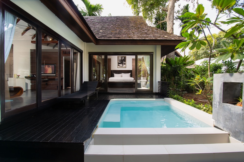 Zara Resort (ex The Privilege Hotel Ezra Royal Beach) 5/80