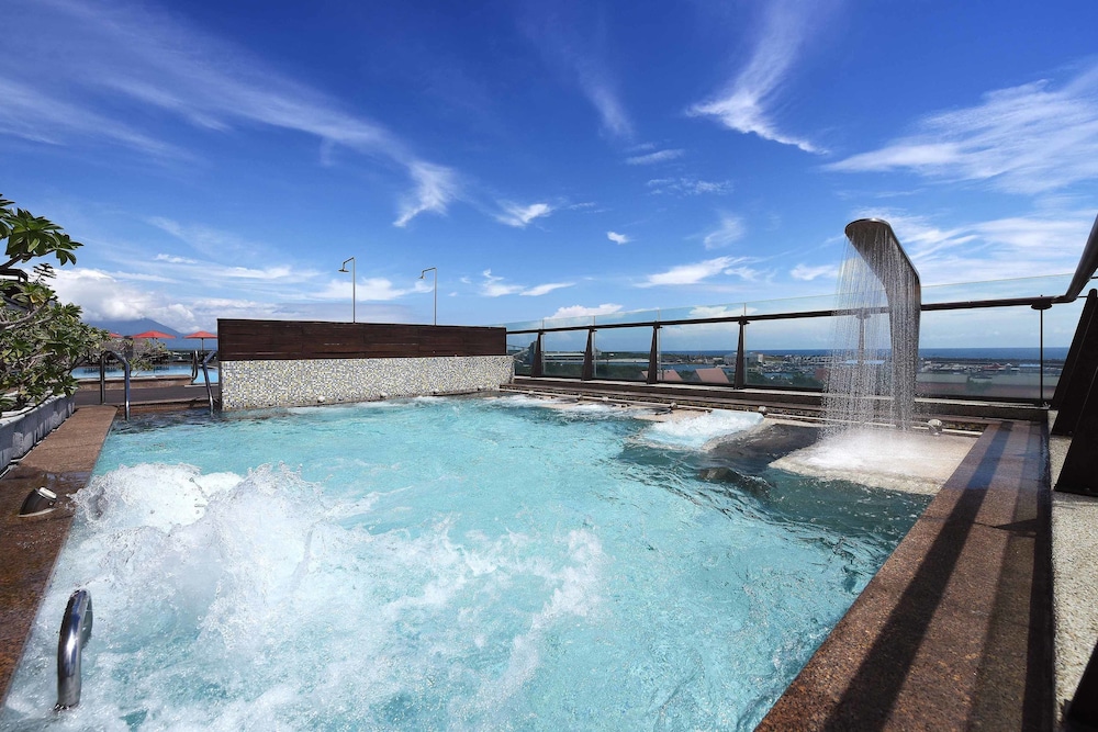 FULLON HOTEL HUALIEN 46/50