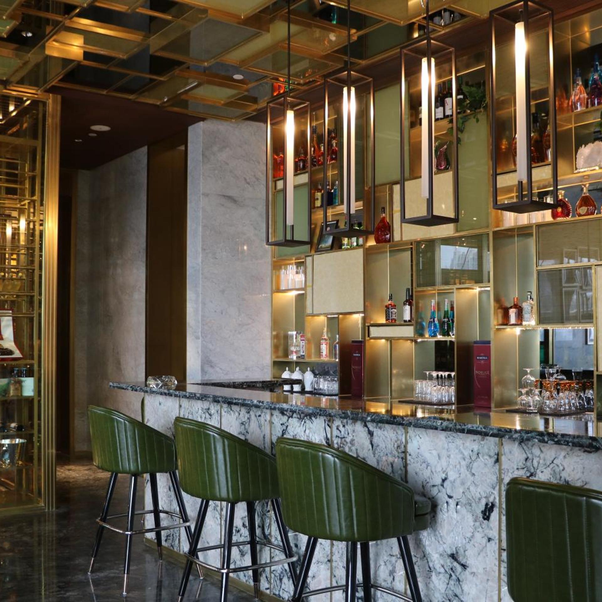 Rongjiang Hotel 58/74